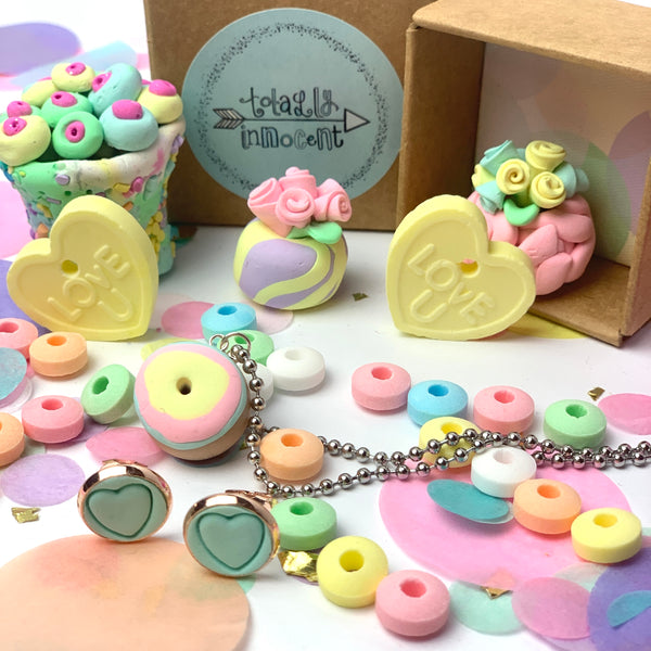 (W) DONUT Jewellery Gift Set - Clip On Earrings and Necklace