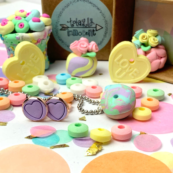 (W) DONUT Jewellery Gift Set - Clip On Earrings and Necklace